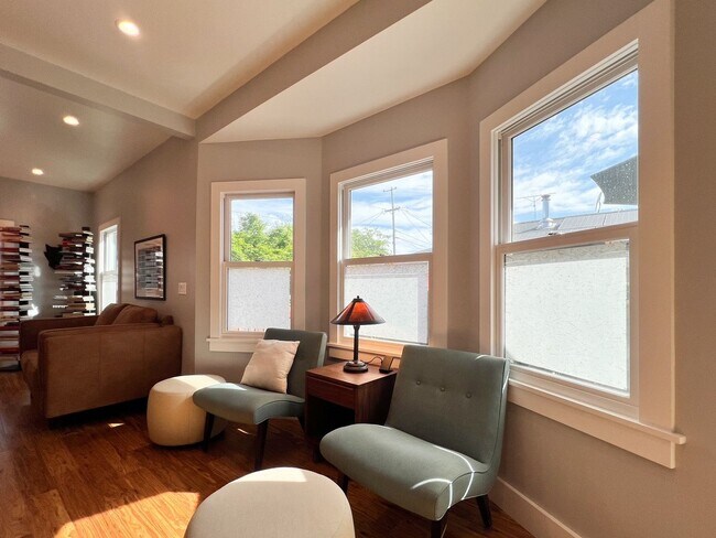 Building Photo - Fully Furnished Modern Home in the Desirable Alphabet Streets