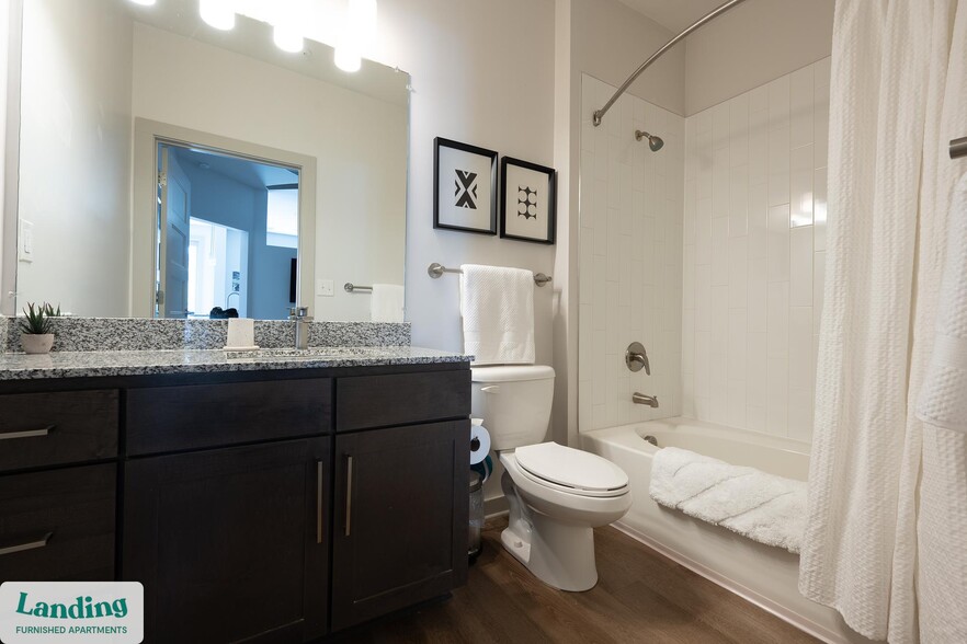 Building Photo - 340 W 25th St