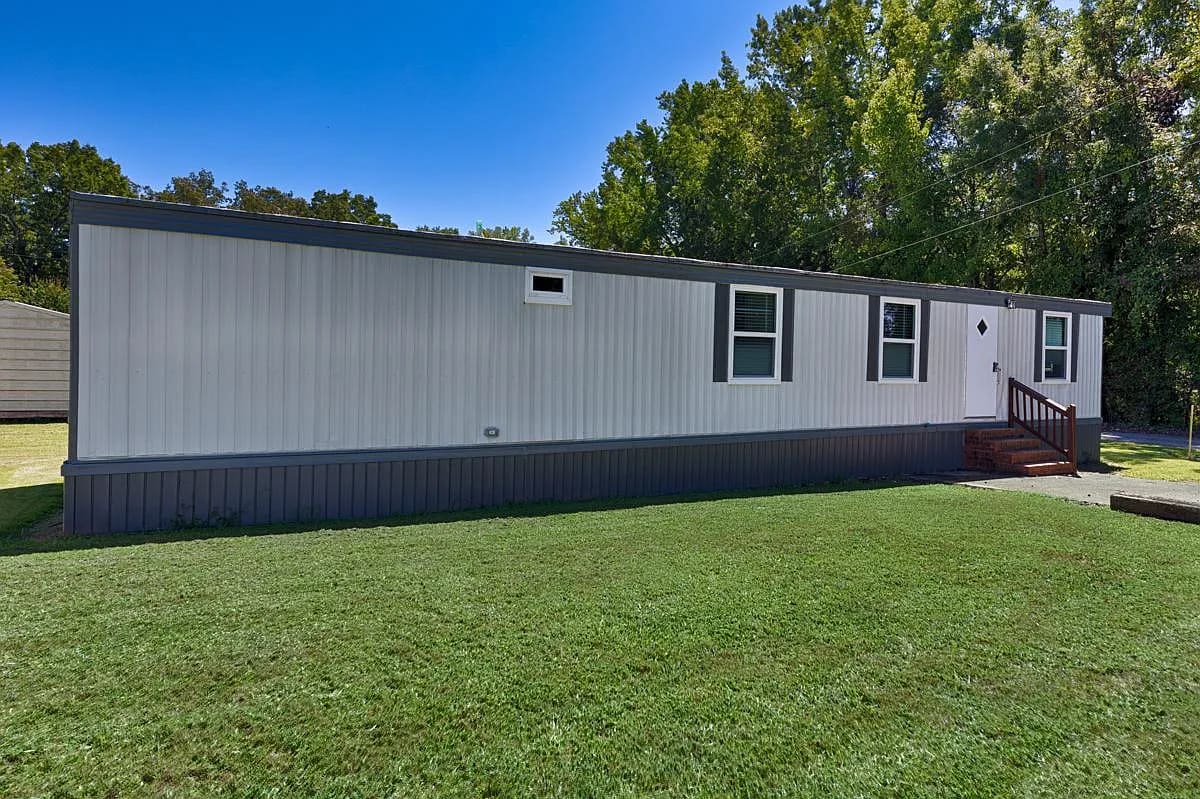 Building Photo - 415 W Limestone Rd