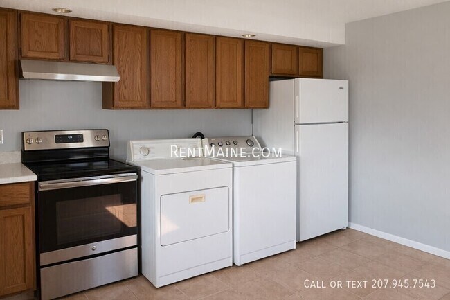 Building Photo - 11 Somerset St