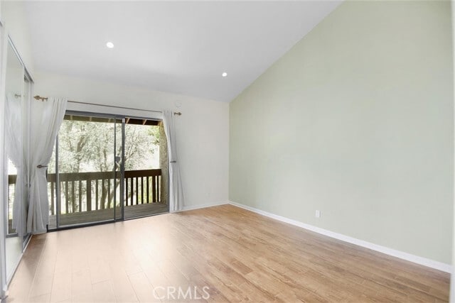 Building Photo - 5760 Owensmouth Ave