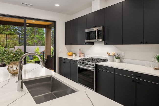Building Photo - MAJOR RENT REDUCTION Brand New 4-Bedroom H...