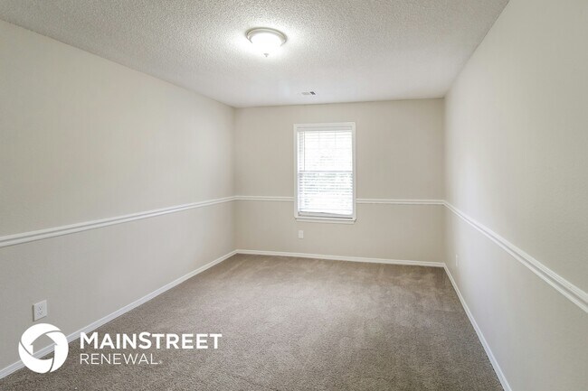 Building Photo - 2031 Great Oaks Ct