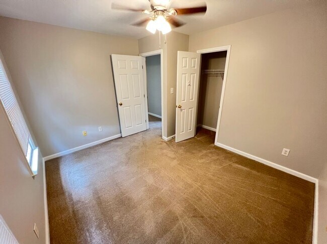 Building Photo - Cul-de-sac 4 bedroom home in Scotts Mill!
