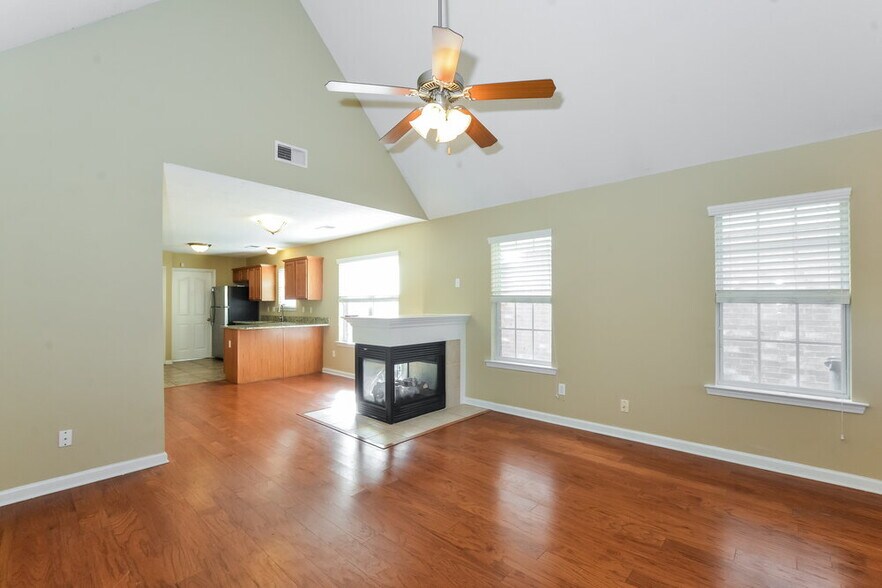 Building Photo - 8573 Griffin Park Dr