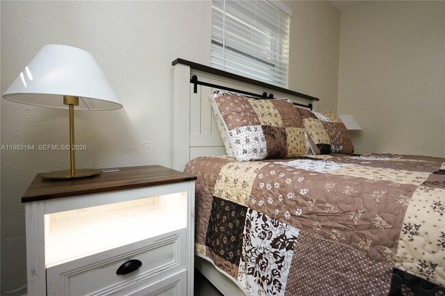 Building Photo - 742 Granada St