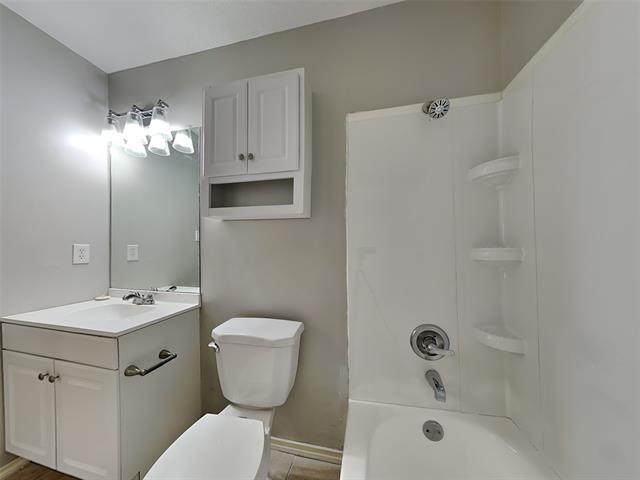 Building Photo - 751 Meadowcreek Ct