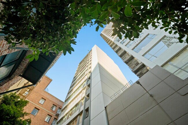 Building Photo - 30 Miller Pl