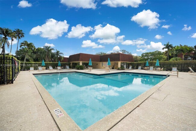 Building Photo - 713 NW 99th Cir