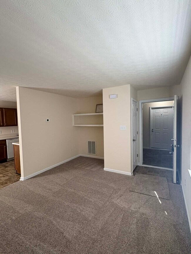 Building Photo - 1611 Flanigan Ct