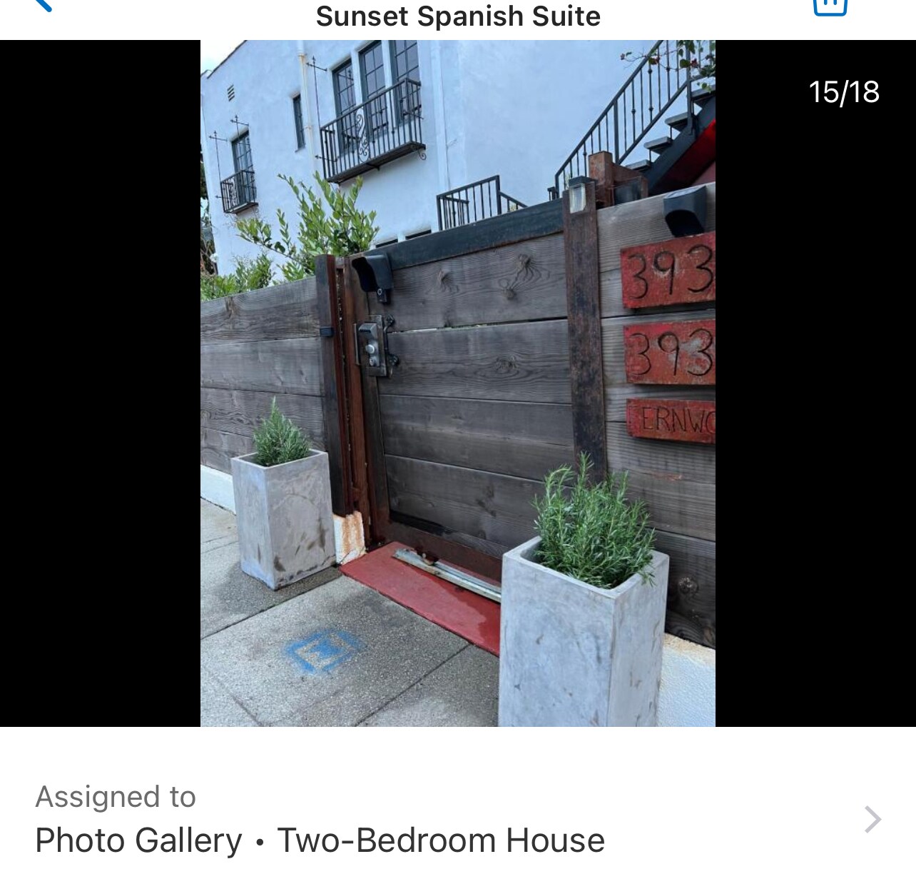 Building Photo - 3934 Fernwood Ave