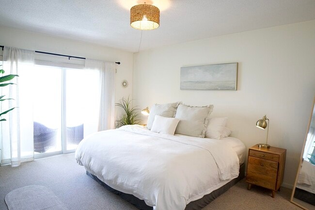 Building Photo - 1610 N Ocean Blvd