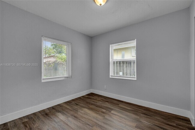 Building Photo - 2243 Greene St.