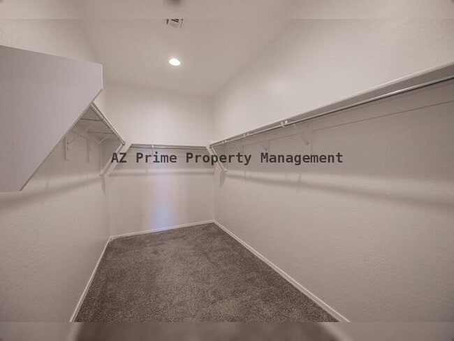 Building Photo - 43606 Juniper Ave