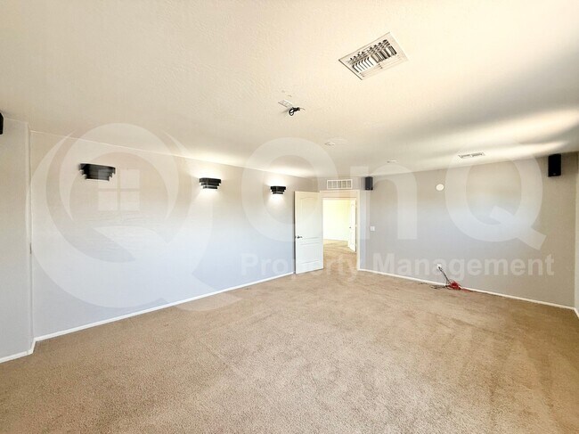 Building Photo - 4413 E Odessa Dr