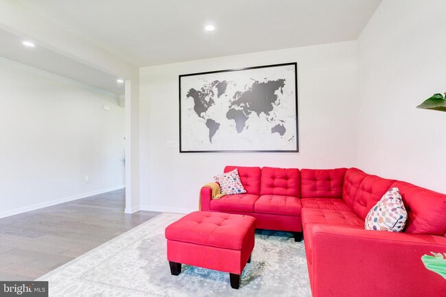 Building Photo - 41355 Tarragon Leaf Dr