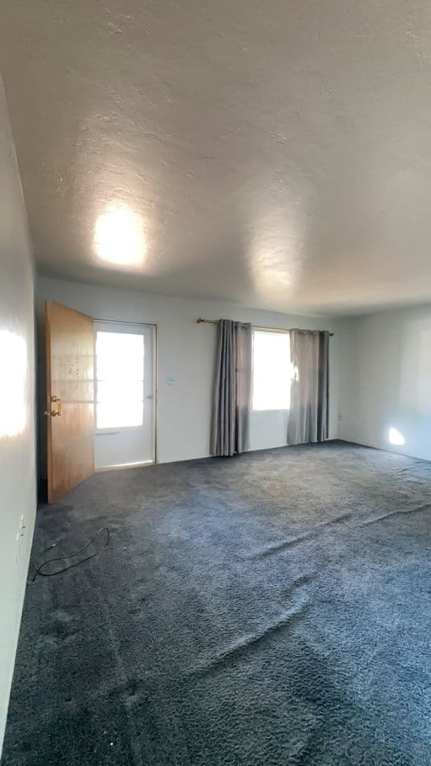 Building Photo - 2 bed 1 bath Aztec NM