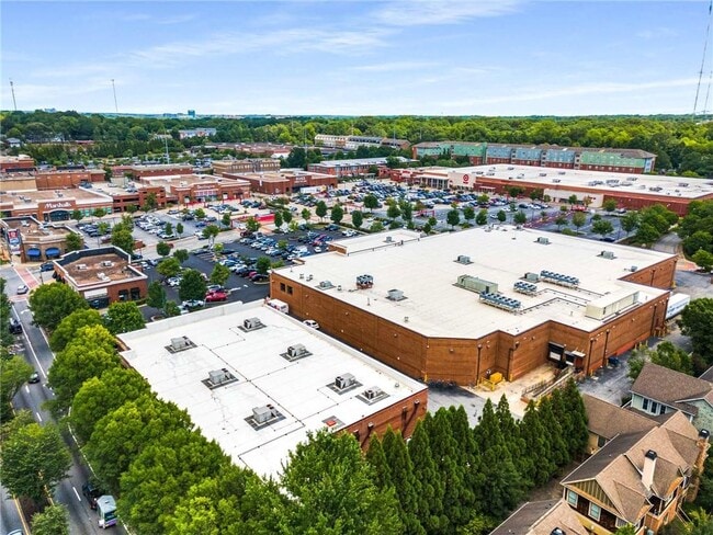 Building Photo - 53 Reynolds Square Ln