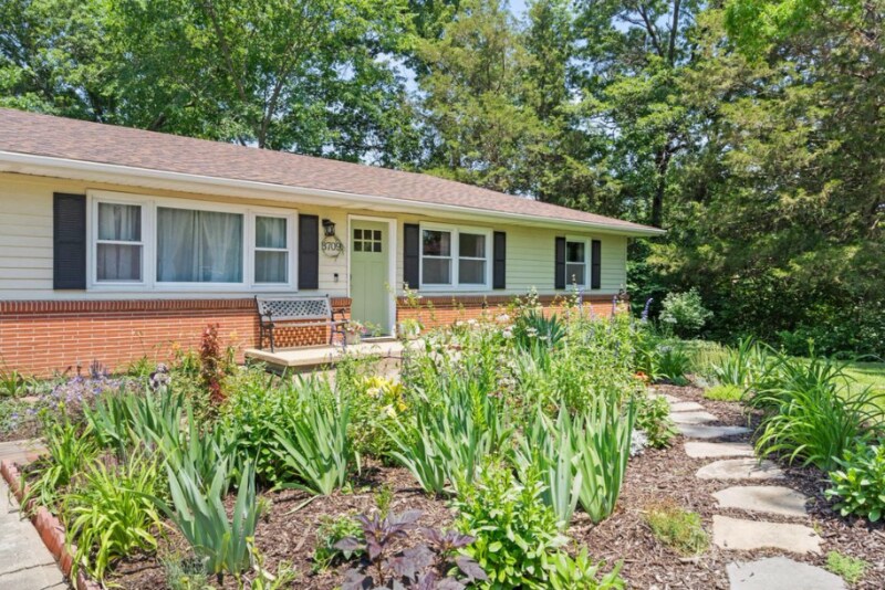 Building Photo - 3709 Evergreen Ln
