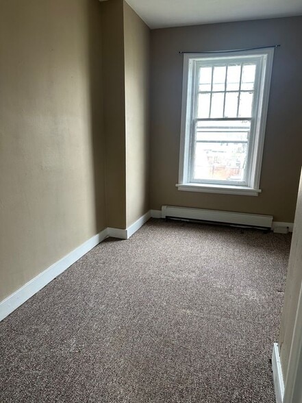 Building Photo - 14 S Lewis St