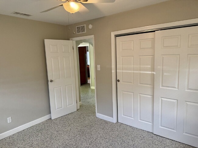 Building Photo - Single Family Home in South Tampa