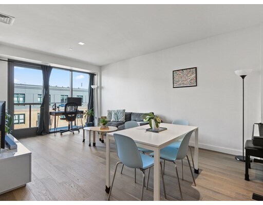 Primary Photo - 375 Canal St