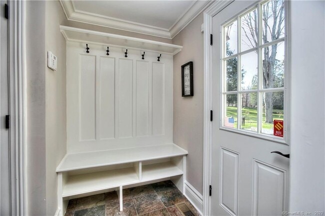 Building Photo - 1939 Bronson Rd