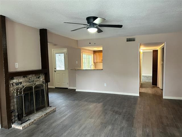 Building Photo - 711 Ticonderoga Dr