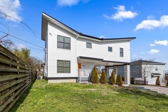 Building Photo - 3 Bed, 2.5 Bath Home w/ 2 Vehicle Carport and Fenced Backyard