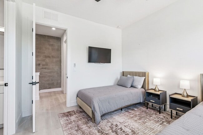 Building Photo - Modern Townhome For Lease in downtown St Pete and Warehouse Arts District