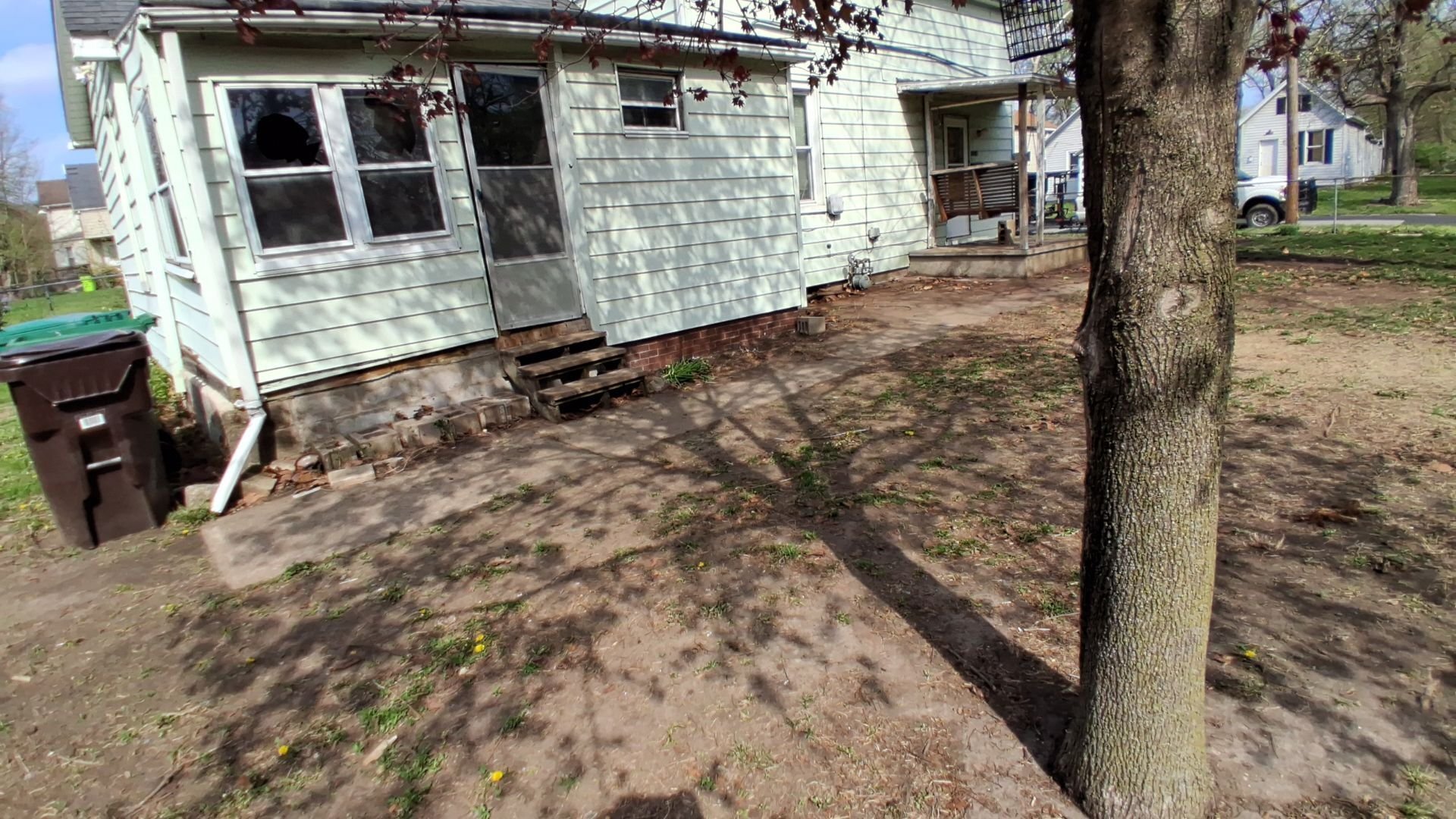 Building Photo - 1214 W Butler St