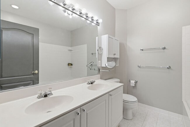 Building Photo - Charming 3BD/2BA in Island Creek