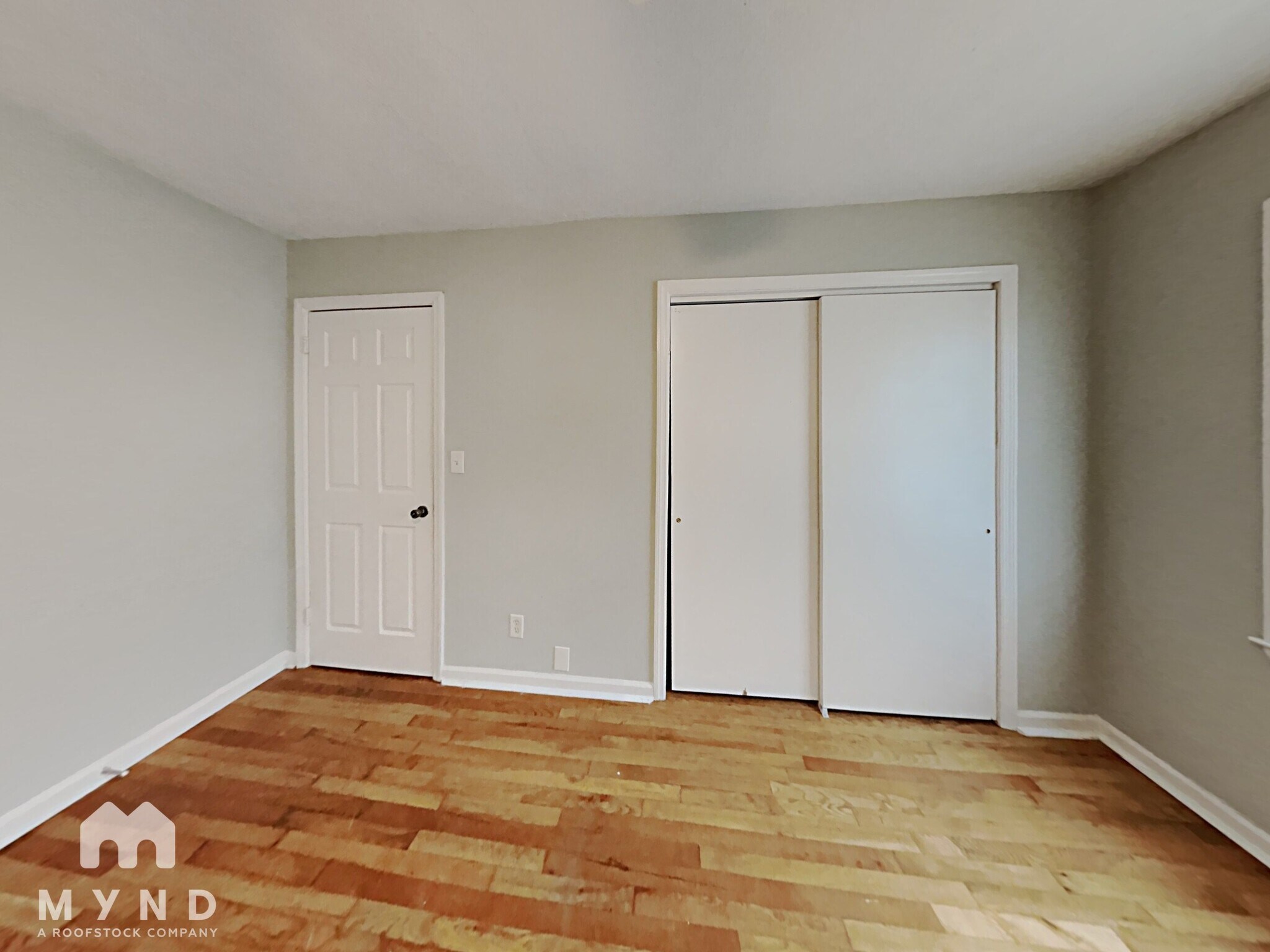 Building Photo - 152 Robin Hood Dr