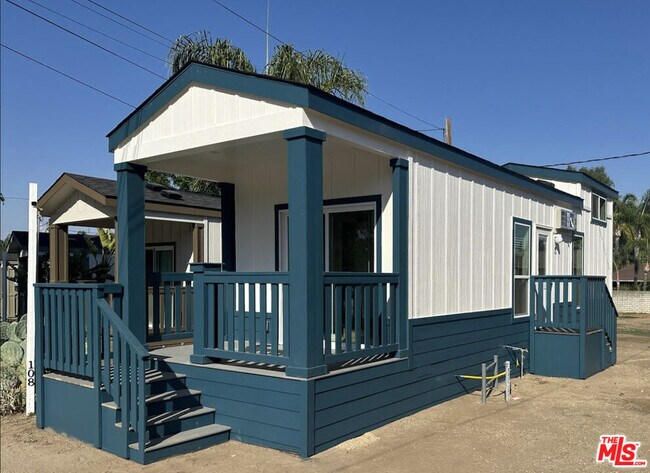 Building Photo - 17650 Grand Ave