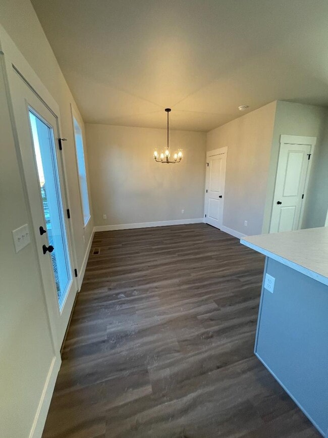 Building Photo - 6119 Northstead Ave