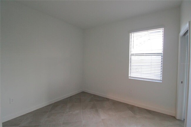 Building Photo - 15233 Sea Salt Wy