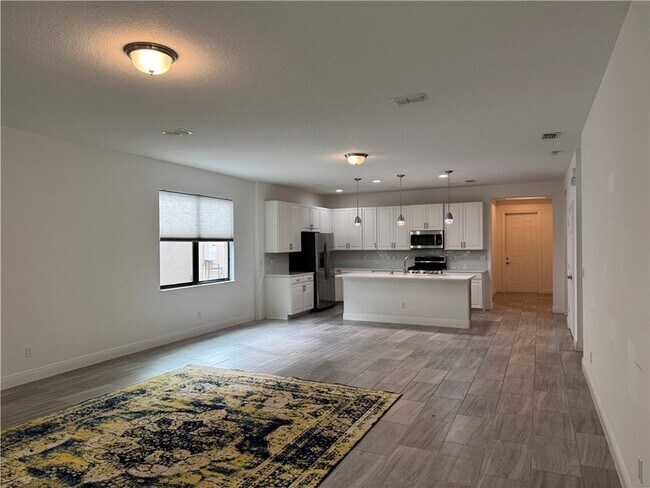 Building Photo - 1751 Willows Sq