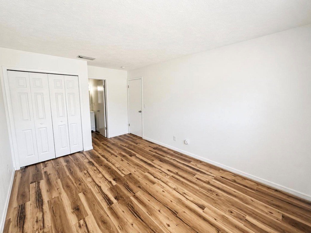 Building Photo - 411 Banana Cay Dr