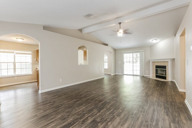 Building Photo - 2743 Cold Creek Blvd