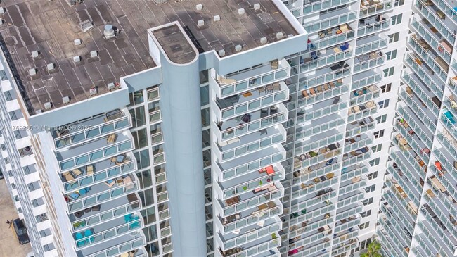 Primary Photo - 2030 S Ocean Dr