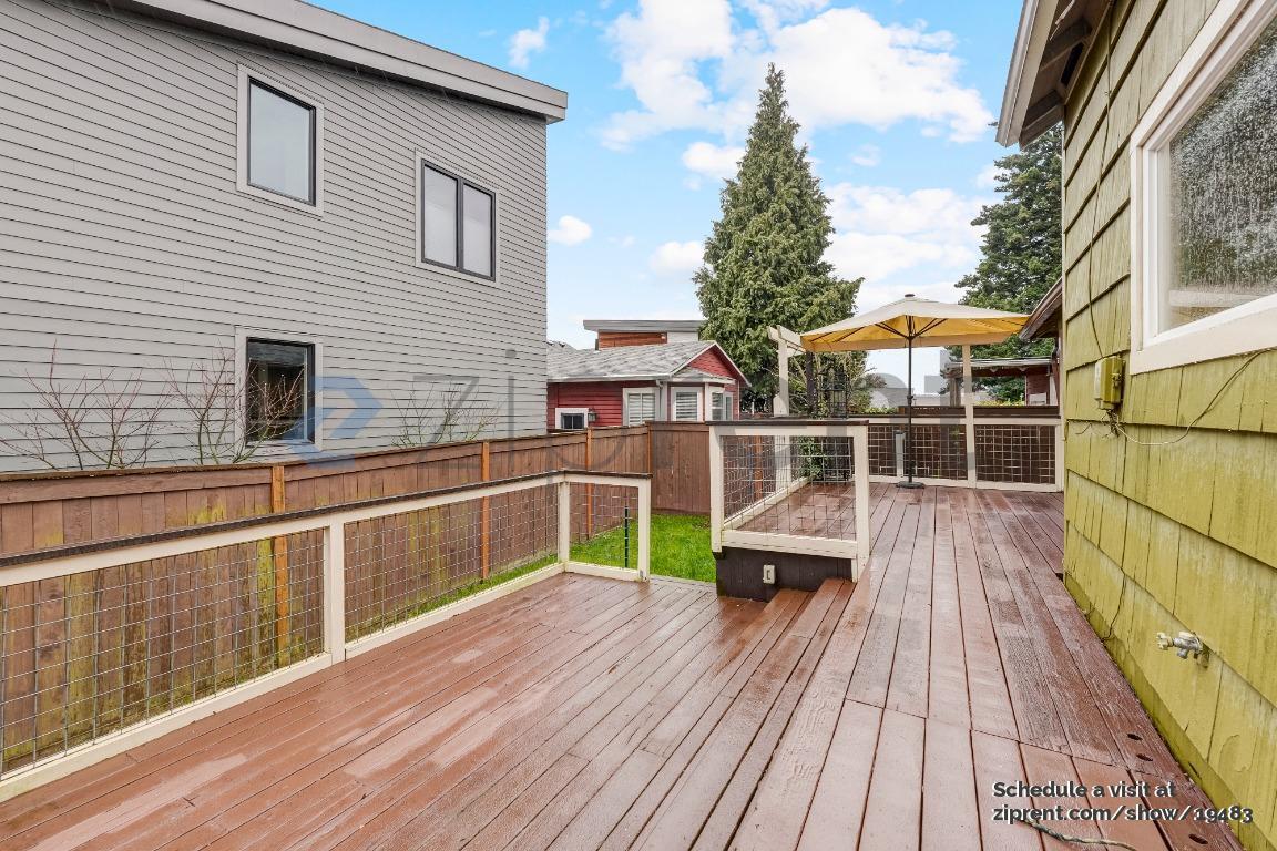 Building Photo - 7219 SE 41st Ave