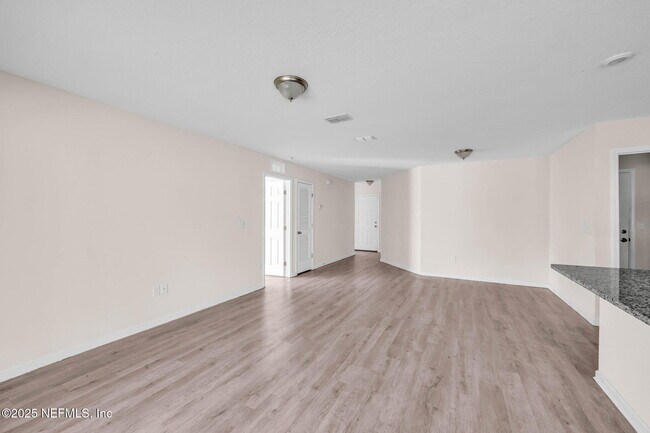 Building Photo - 2603 Lowell Ave