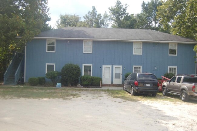 Primary Photo - 142 Calvin Ct
