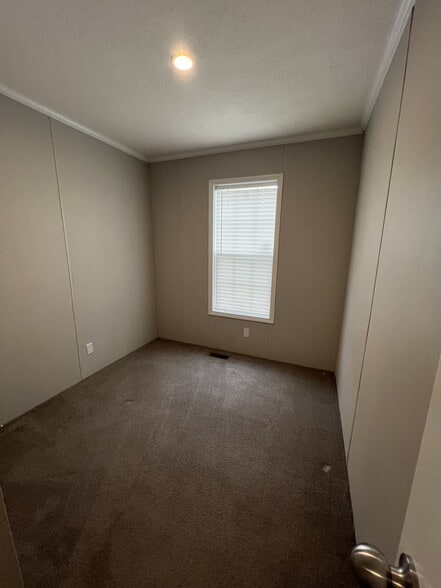 Building Photo - 67 Belmar St