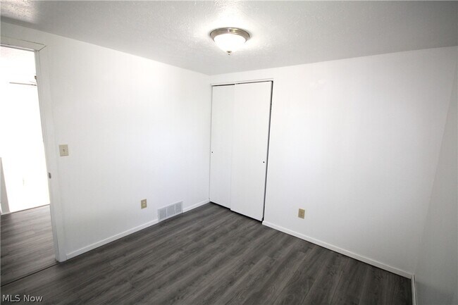 Building Photo - 1162 Jackson St