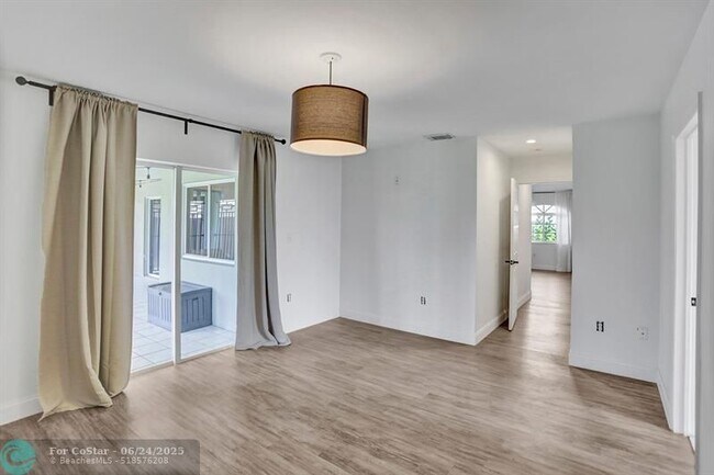 Building Photo - 14221 SW 160th Terrace