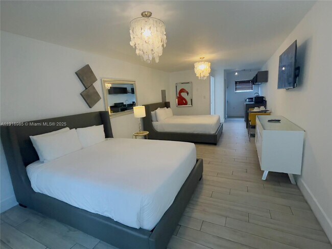 Primary Photo - 240 76th St