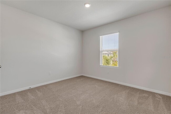 Building Photo - 2725 Silver Canoe Dr