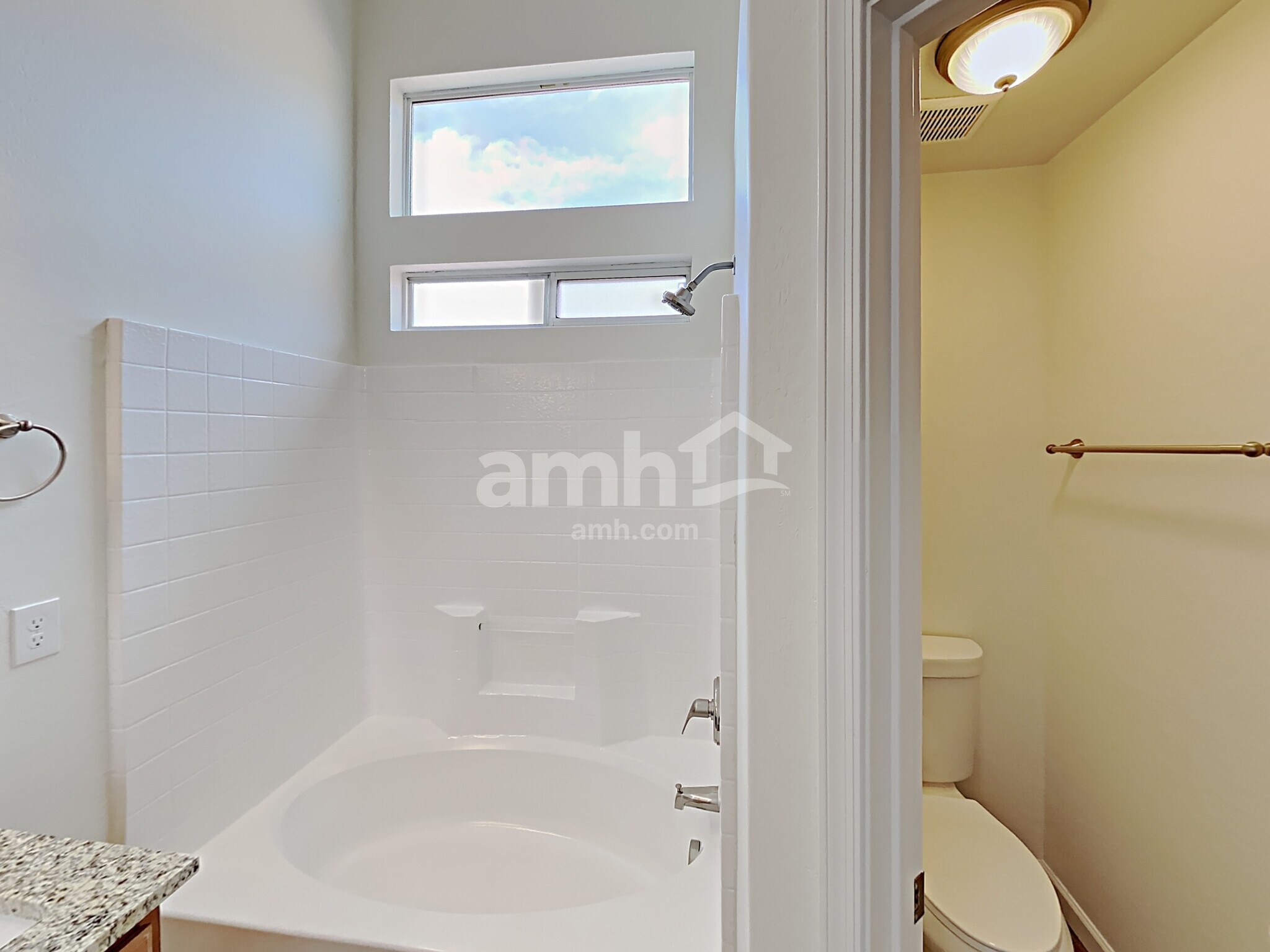 Building Photo - 22972 W Gardenia Dr