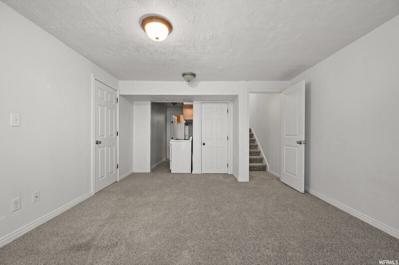 Building Photo - 129 Chandlerpoint Way